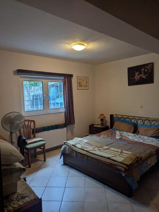 1 Bedroom Apartment Close To The Sea أرتيميدا المظهر الخارجي الصورة