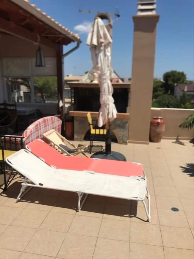 1 Bedroom Apartment Close To The Sea أرتيميدا المظهر الخارجي الصورة